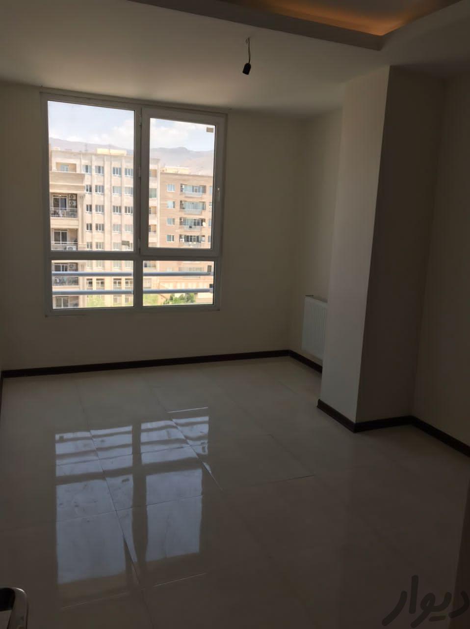 واحد ۱۳۲متری باغستان غربی فول